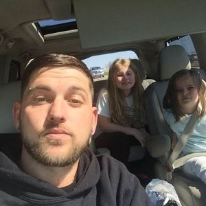 Meet your Posher, Chris